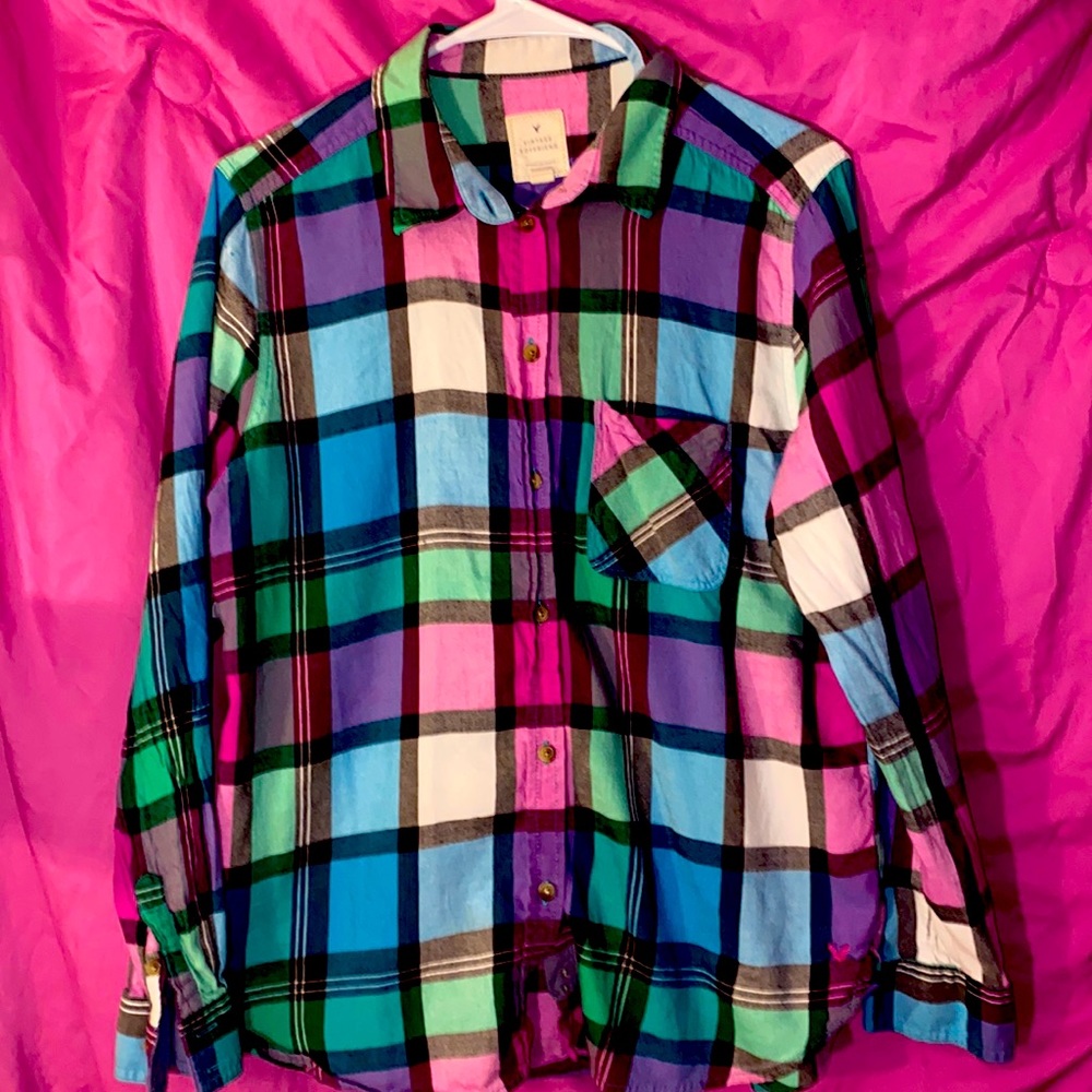 Multicolored American eagle button up collared shirt